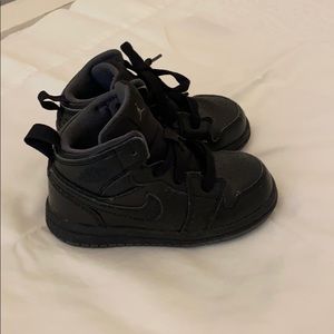 Nike BLOWOUT SALE Air Jordan boys size 6c